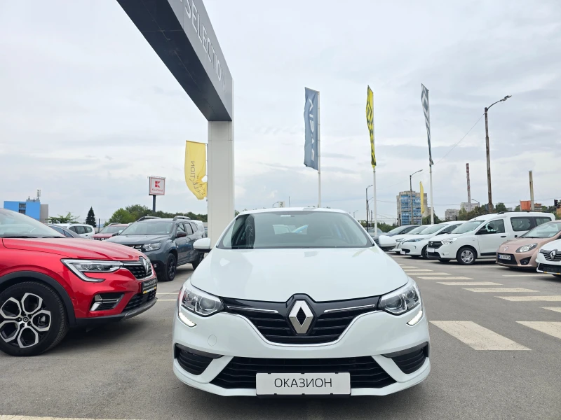 Renault Megane 1.5 dCi, снимка 2 - Автомобили и джипове - 47220371