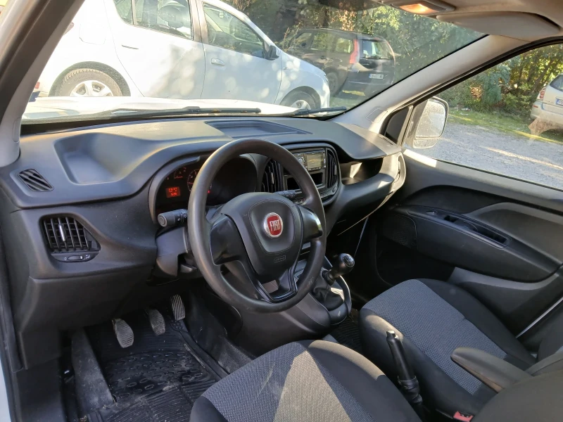 Fiat Doblo 1.3 Multijet, снимка 8 - Автомобили и джипове - 47437701