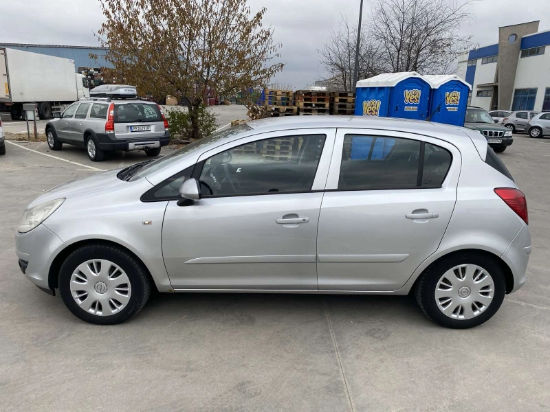 Opel Corsa D, снимка 3 - Автомобили и джипове - 47940143