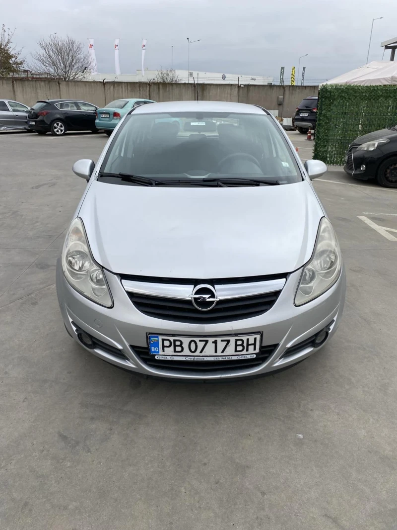 Opel Corsa D, снимка 1 - Автомобили и джипове - 47940143