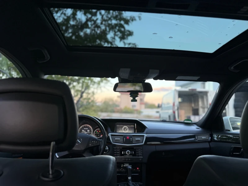 Mercedes-Benz E 220 AVANTGARDE/ BlueEfficiency /2.2 CDI , снимка 14 - Автомобили и джипове - 52662865