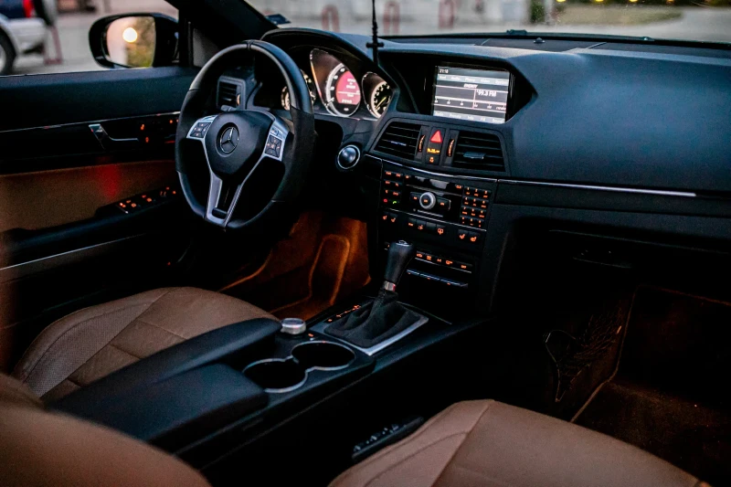 Mercedes-Benz E 55, снимка 9 - Автомобили и джипове - 52492842