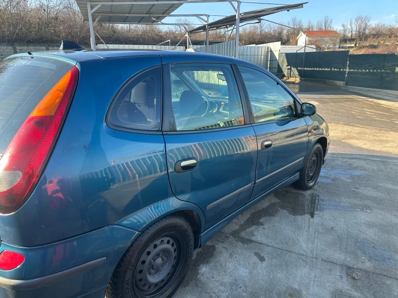 Nissan Almera tino, снимка 9 - Автомобили и джипове - 52703640