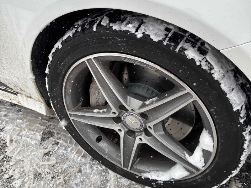 Mercedes-Benz C 300 * CARFAX * ПОДГРЕВ * ПАМЕТ * КАМЕРА , снимка 7 - Автомобили и джипове - 53403536