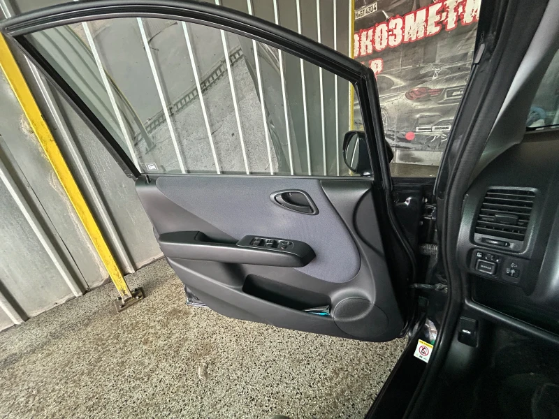 Honda Jazz, снимка 6 - Автомобили и джипове - 53479231