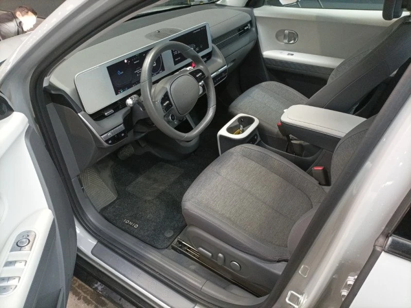 Hyundai Ioniq 5 77, 4 kWh Dynamiq , снимка 9 - Автомобили и джипове - 53473943