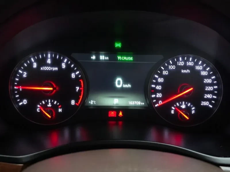 Kia K7 2.4 Gdi Limited, снимка 8 - Автомобили и джипове - 55000164