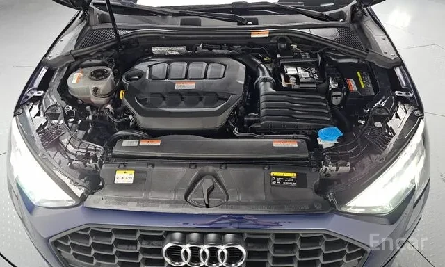 Audi A3 18K KM / S-LINE / ПАНОРАМА / ЛИЗИНГ , снимка 6 - Автомобили и джипове - 55693171