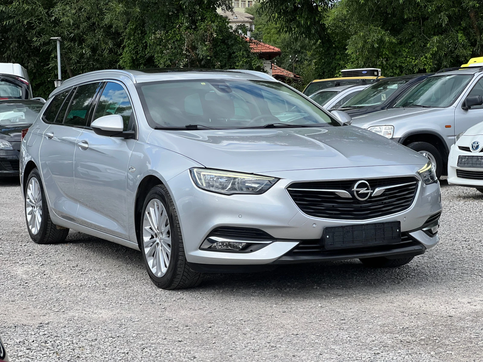 Opel Insignia 1.6* CRDI* CAMERA* NAVI* AUTOMATIC* KEYLESS - изображение 3