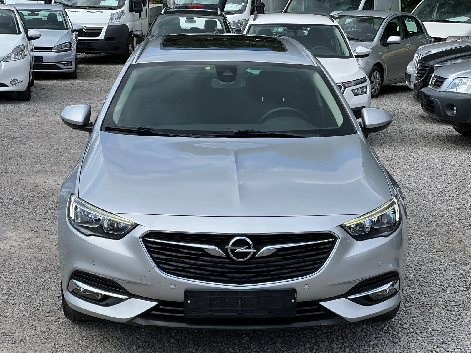 Opel Insignia 1.6* CRDI* CAMERA* NAVI* AUTOMATIC* KEYLESS - изображение 5