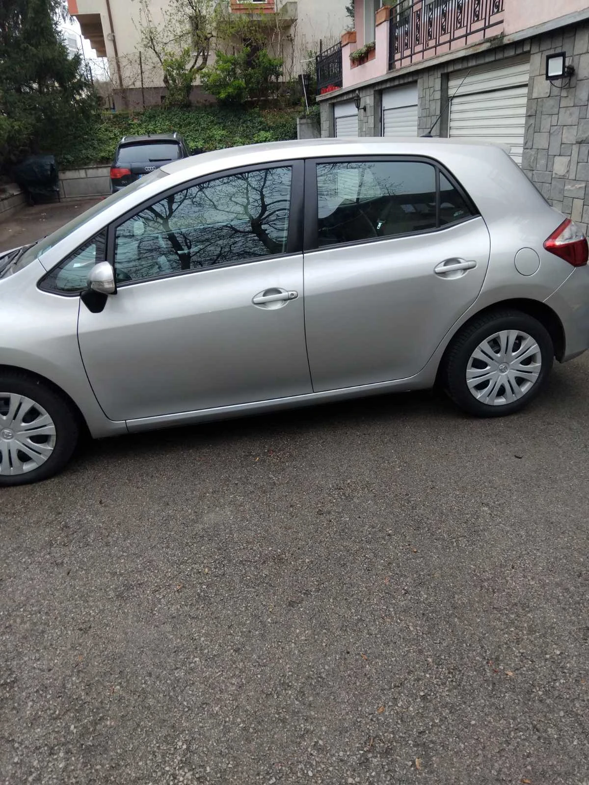 Toyota Auris 1.4 - изображение 5