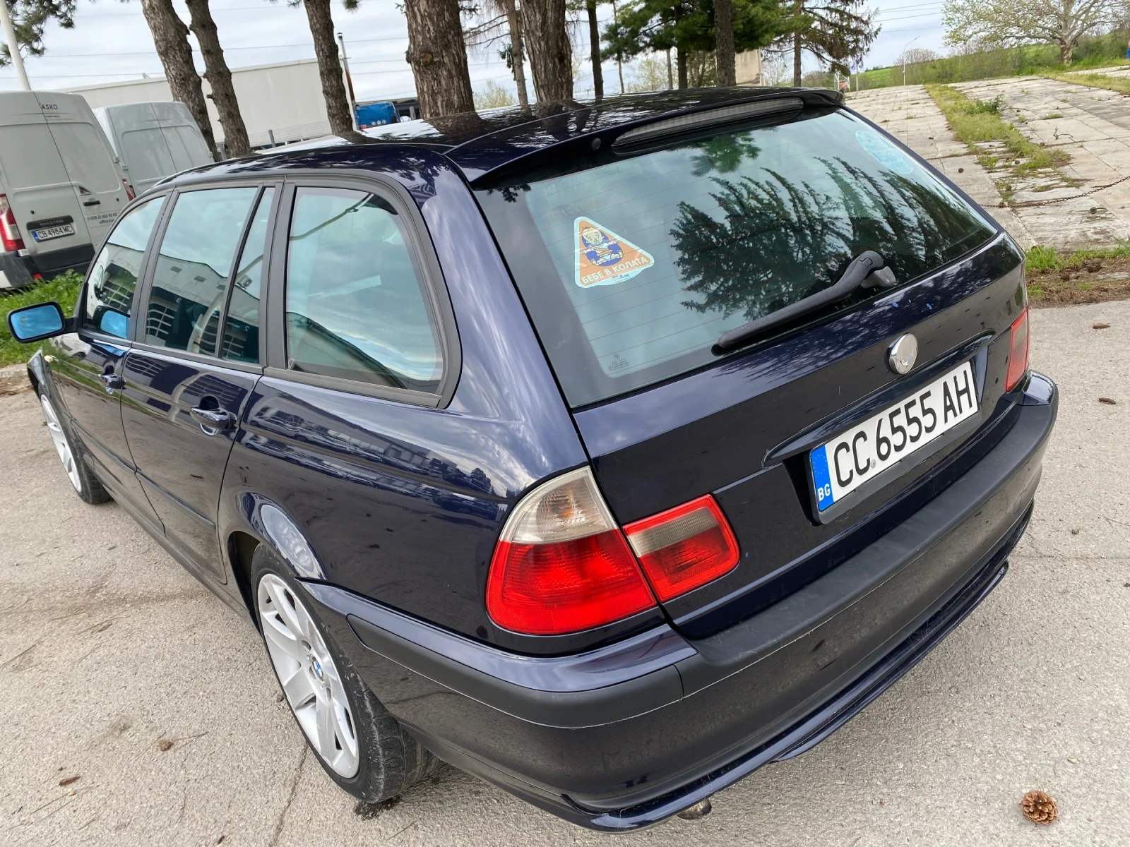 BMW 320 2.0d Automatic - изображение 4