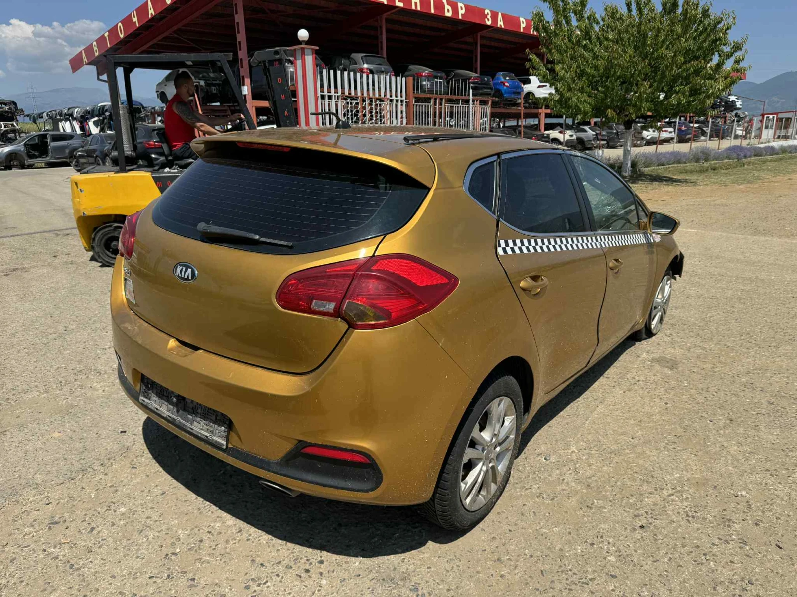 Kia Ceed 1.4 - изображение 3