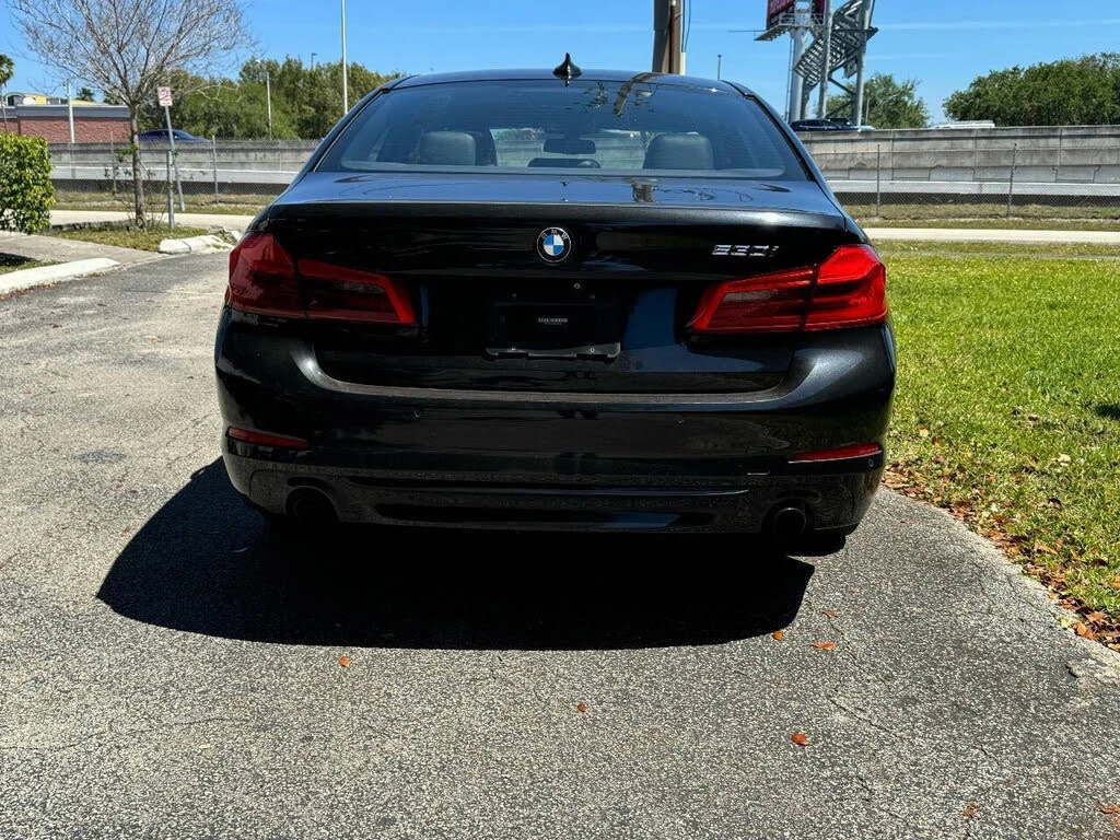 BMW 530 HeadUp* АвтоКредит* (ЦЕНА ДО БГ) - изображение 6
