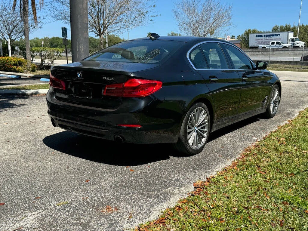 BMW 530 HeadUp* АвтоКредит* (ЦЕНА ДО БГ) - изображение 5