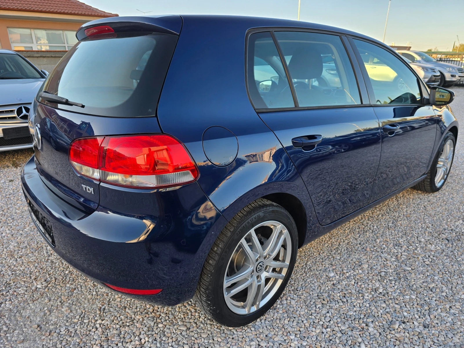 VW Golf 2.0TDI COMFORTLINE/110КС/ - изображение 4
