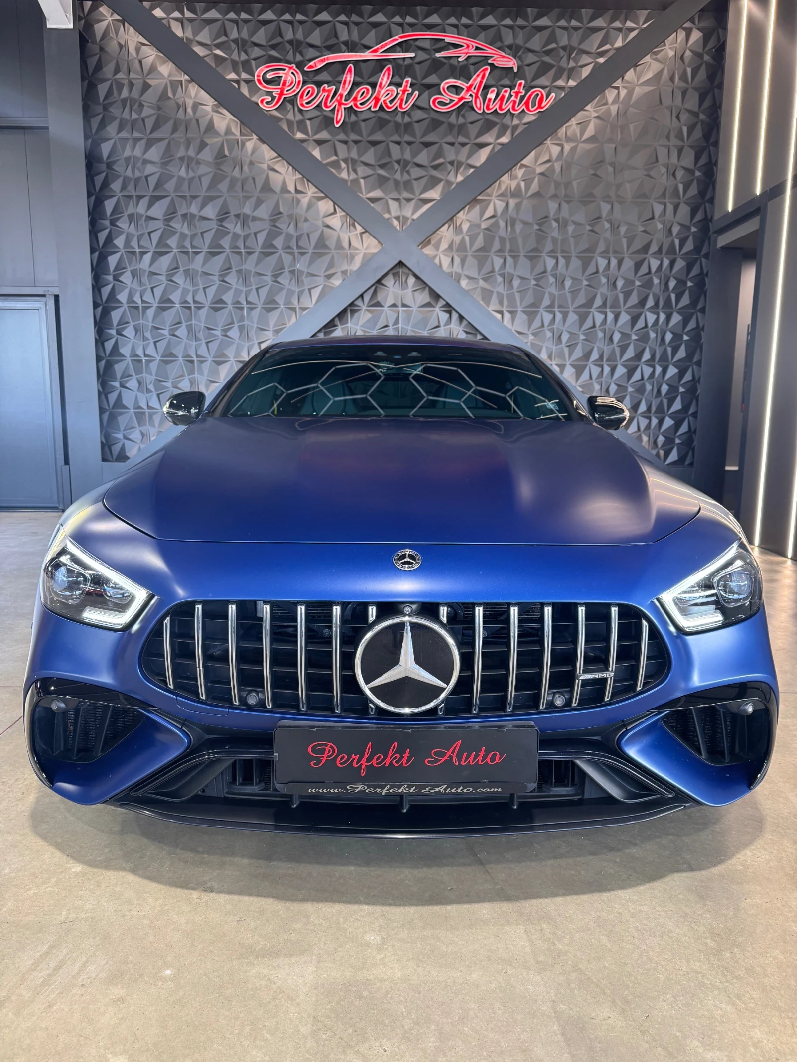 Mercedes-Benz GT 63 S E 4 MATIC+ * FULL Екстри* BURMESTER* HEAD UP  - изображение 2