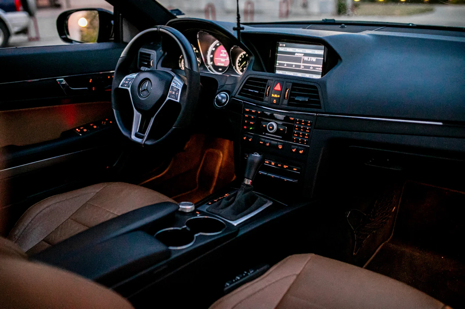 Mercedes-Benz E 55  - изображение 9