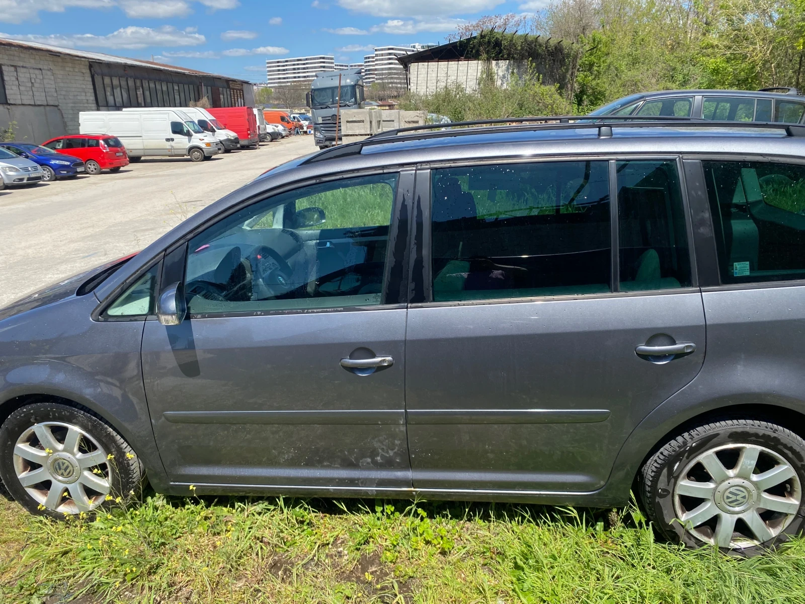 VW Touran  - изображение 4