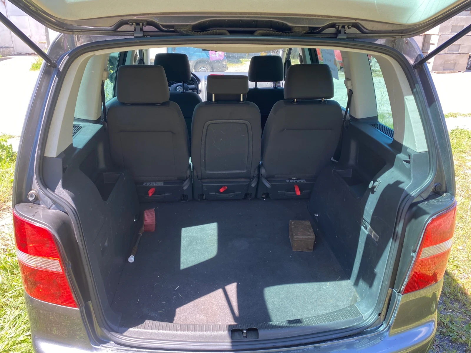 VW Touran  - изображение 10