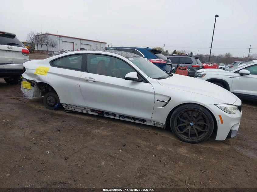 BMW M4 2015 BMW M4 - изображение 4