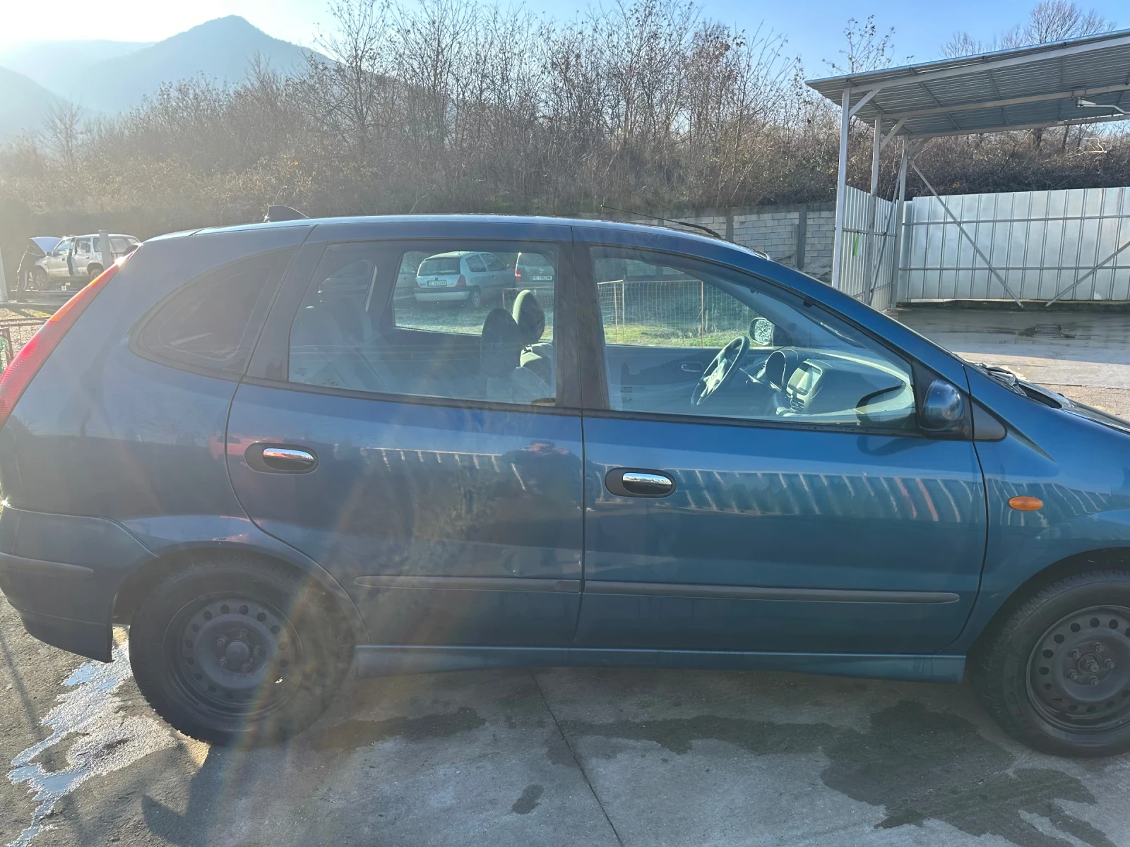 Nissan Almera tino  - изображение 8