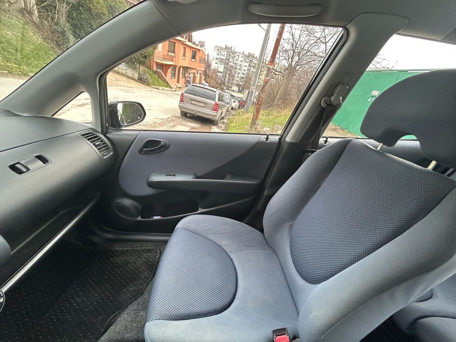 Honda Jazz  - изображение 10