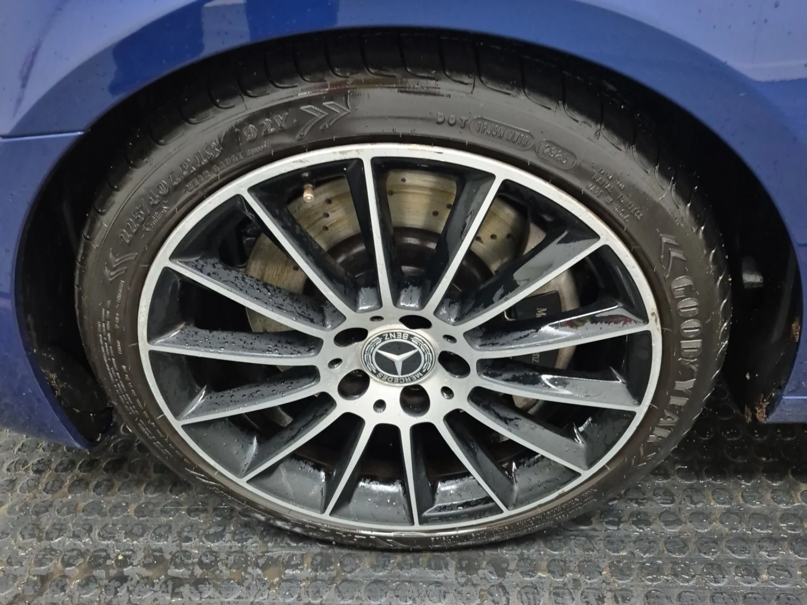 Mercedes-Benz SLC 2L 4cyl Rear Wheel Drive, снимка 6 - Автомобили и джипове - 53886098