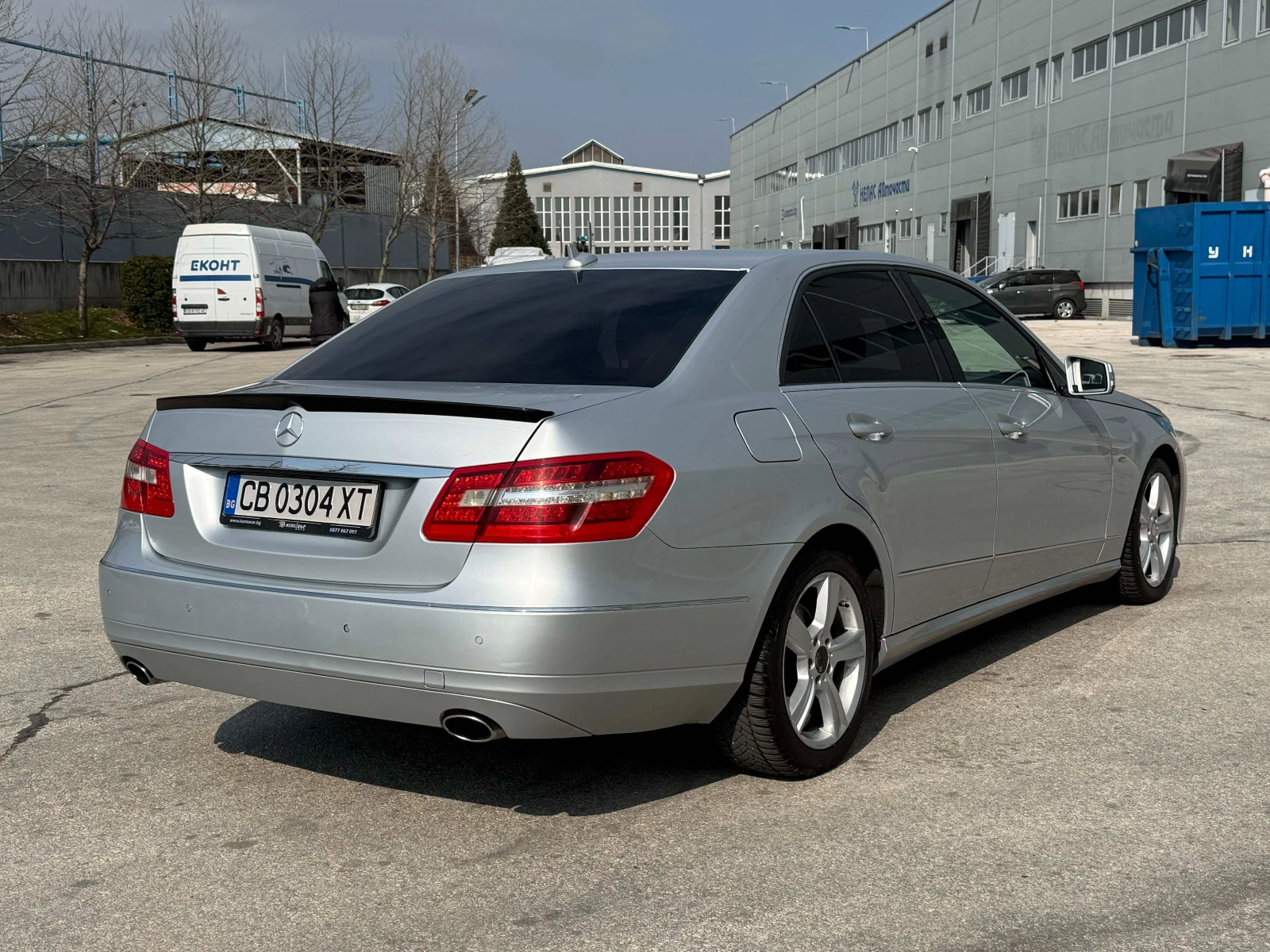 Mercedes-Benz E 350 4Matic, снимка 4 - Автомобили и джипове - 53894193