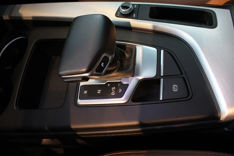 Audi A4 quattro* Progressiv* АвтоКредит* (ЦЕНА ДО БГ), снимка 13 - Автомобили и джипове - 54167089