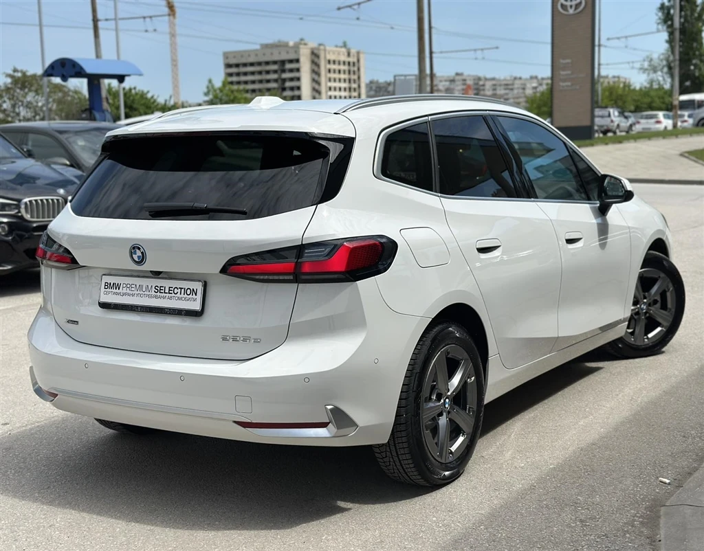 BMW 225 xDrive Active Tourer, снимка 2 - Автомобили и джипове - 54455989