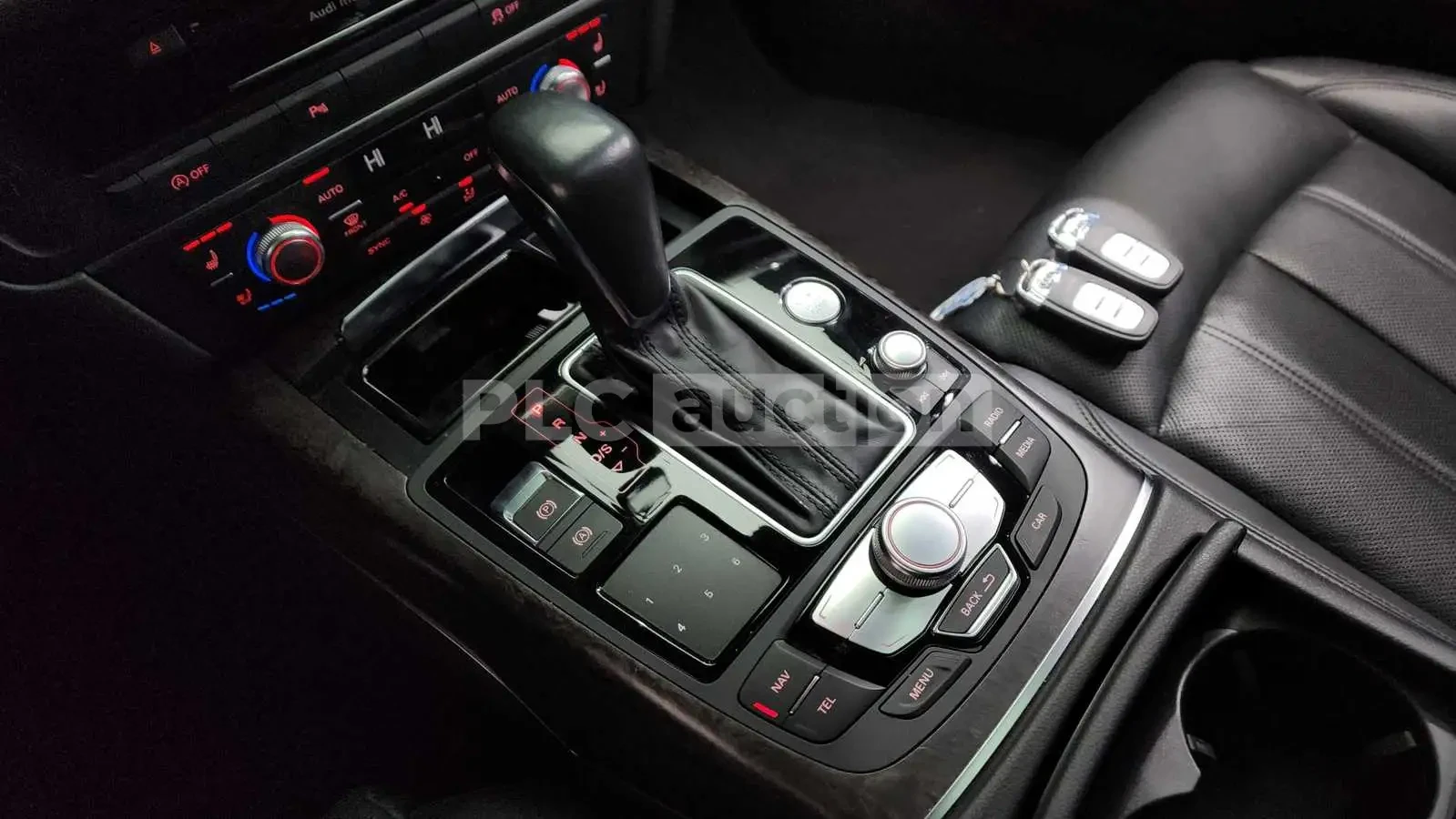 Audi A6 HEAD-UP * ОДБУХВАНЕ * PANO * 360 * CARFAX, снимка 9 - Автомобили и джипове - 54555226
