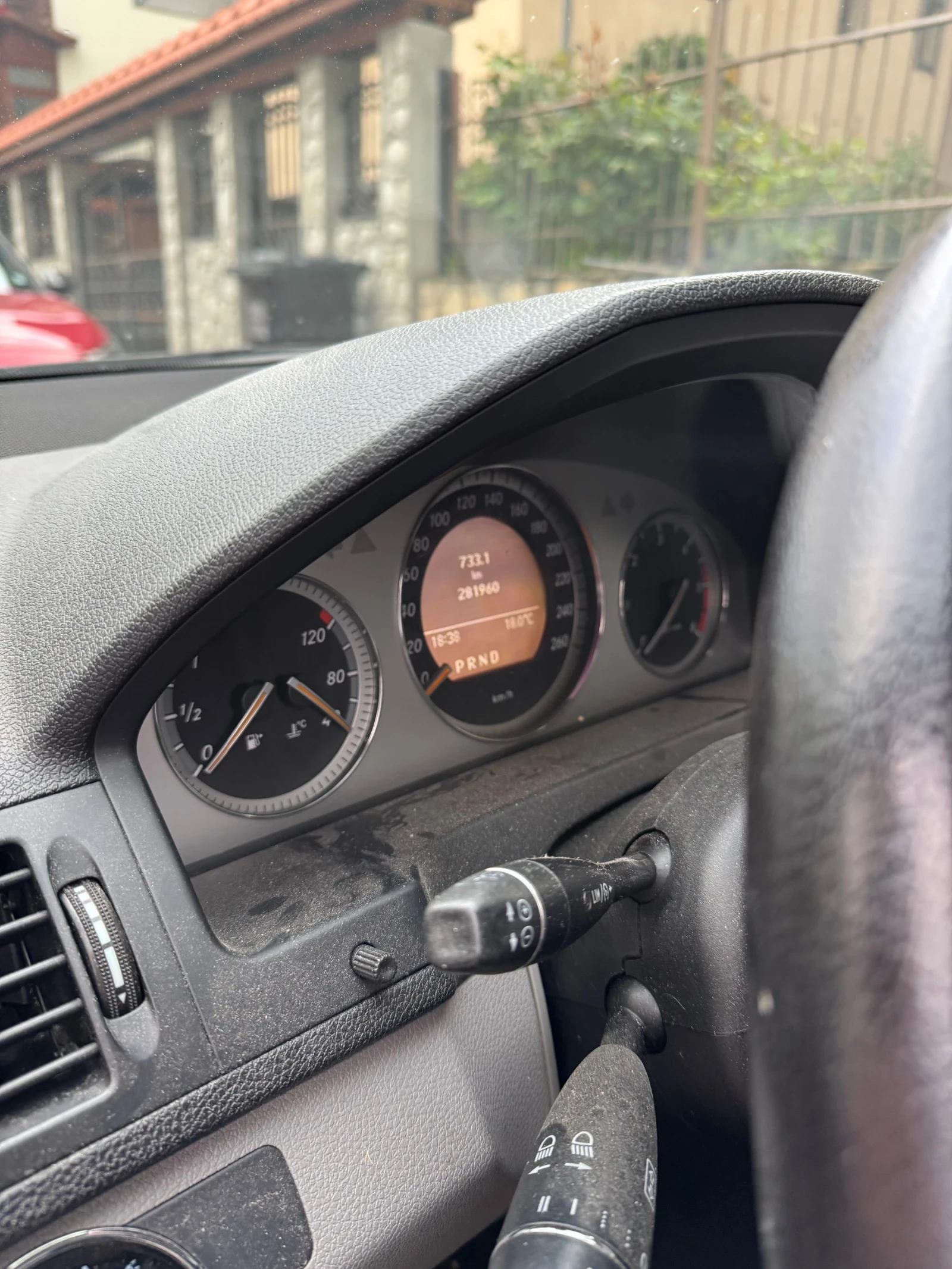 Mercedes-Benz C 200 136кс , снимка 8 - Автомобили и джипове - 54645791