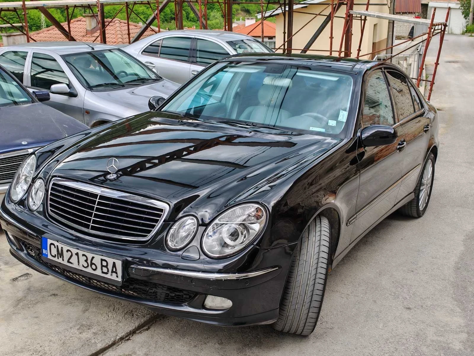 Mercedes-Benz E 270, снимка 11 - Автомобили и джипове - 54676048