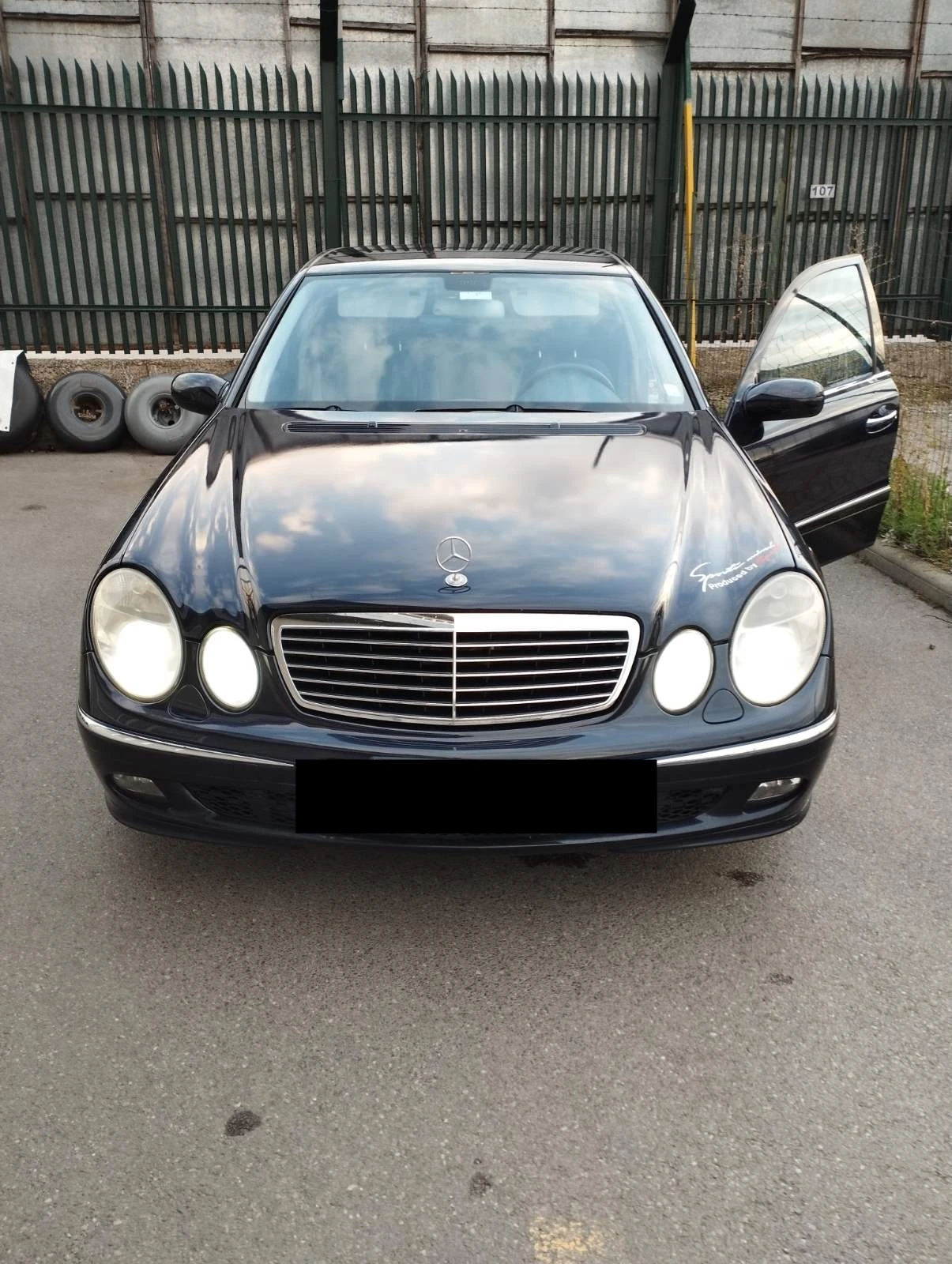 Mercedes-Benz E 280, снимка 10 - Автомобили и джипове - 54884223