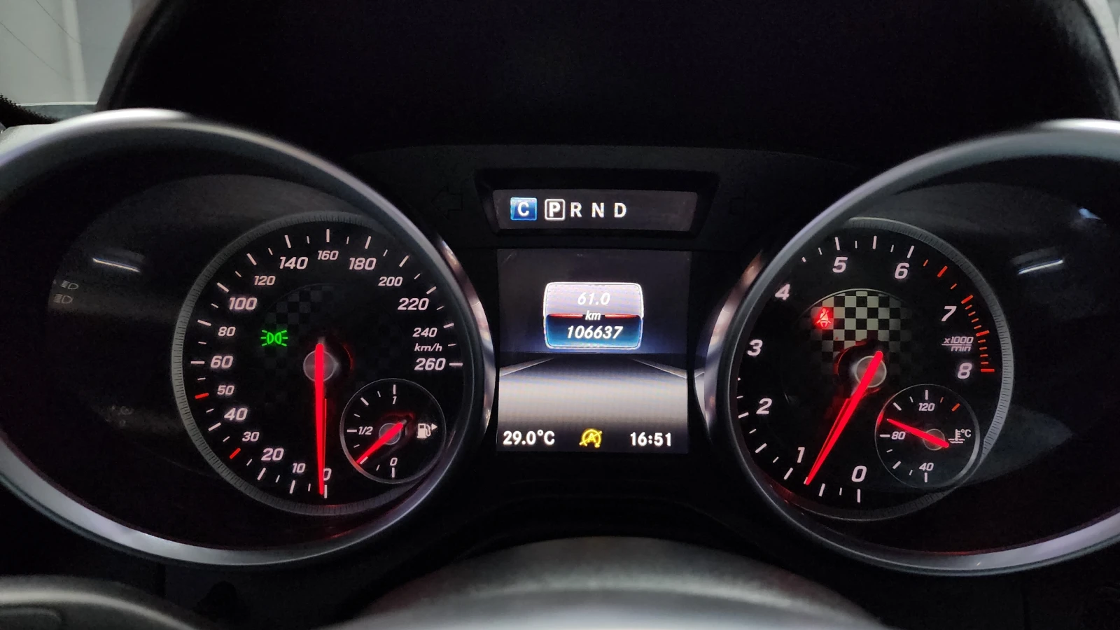Mercedes-Benz SLC 43 AMG-pack* ПОДГРЕВ* ОБДУХВАНЕ* , снимка 8 - Автомобили и джипове - 54897085