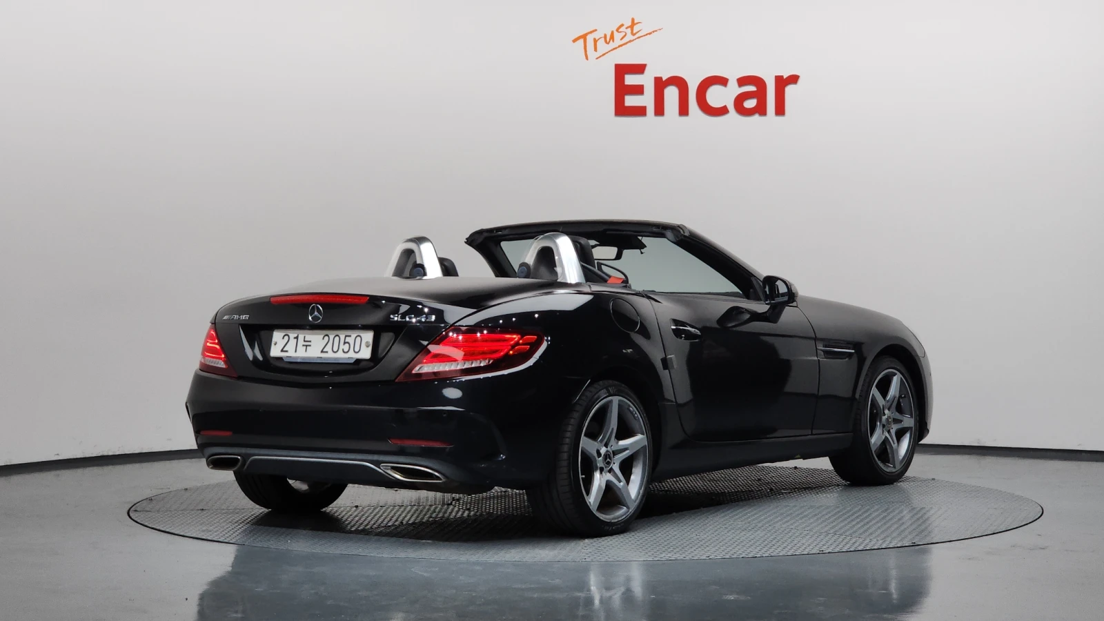 Mercedes-Benz SLC 43 AMG-pack* ПОДГРЕВ* ОБДУХВАНЕ* , снимка 3 - Автомобили и джипове - 54897085