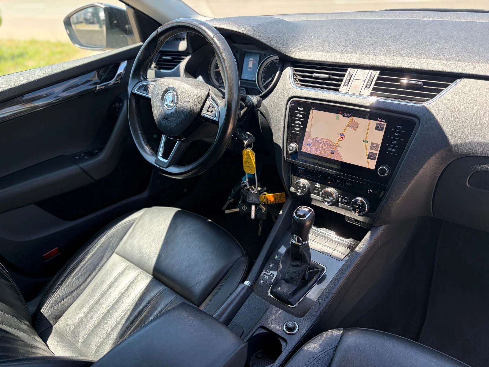 Skoda Octavia, снимка 10 - Автомобили и джипове - 54941457