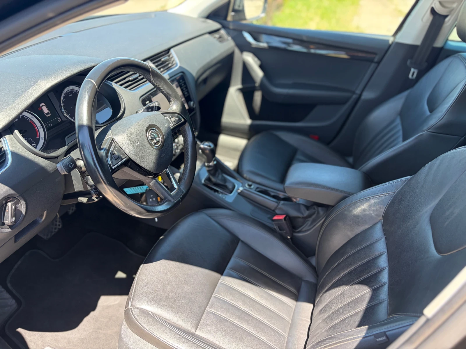 Skoda Octavia, снимка 9 - Автомобили и джипове - 54941457