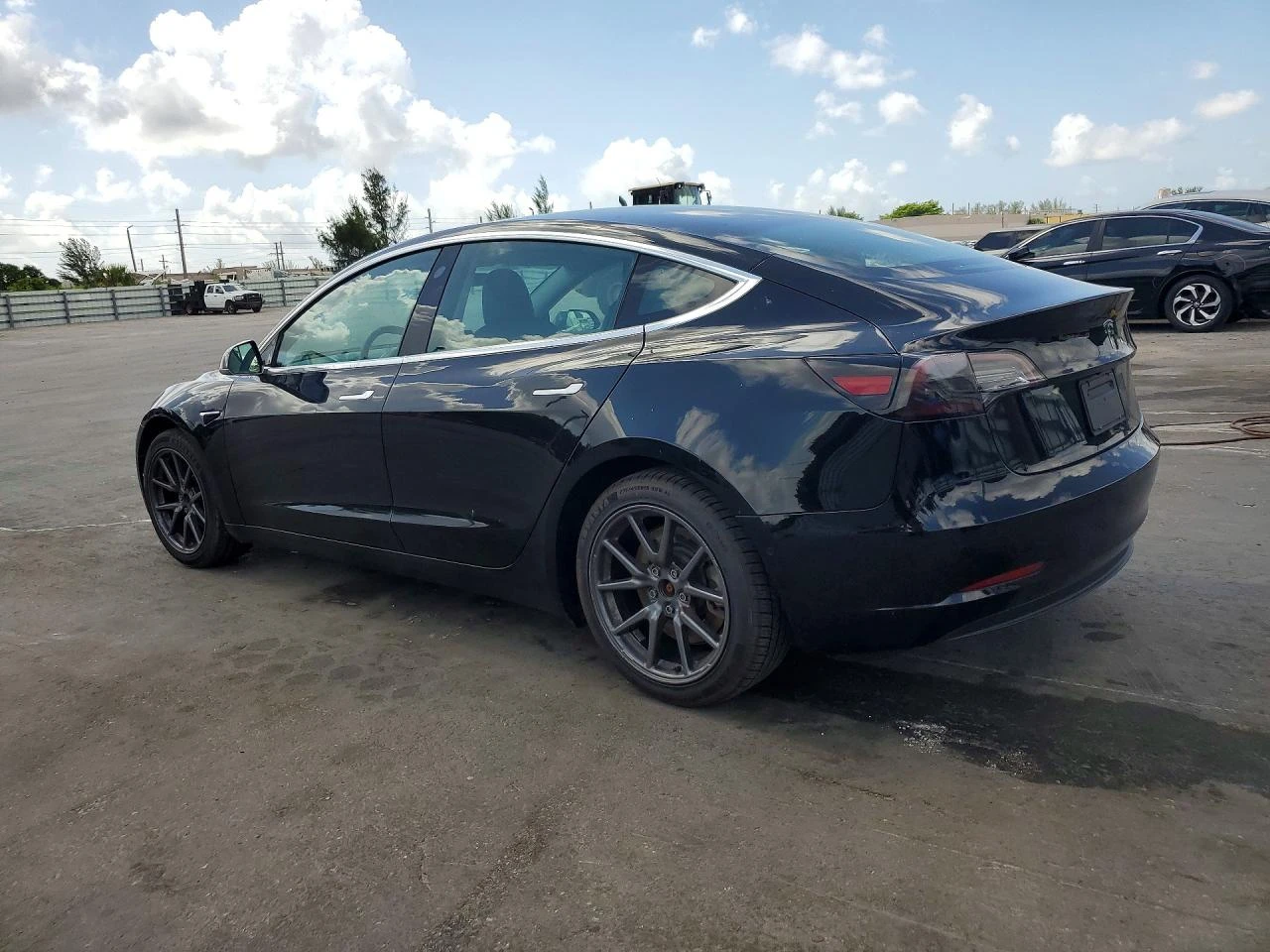Tesla Model 3, снимка 2 - Автомобили и джипове - 55272001