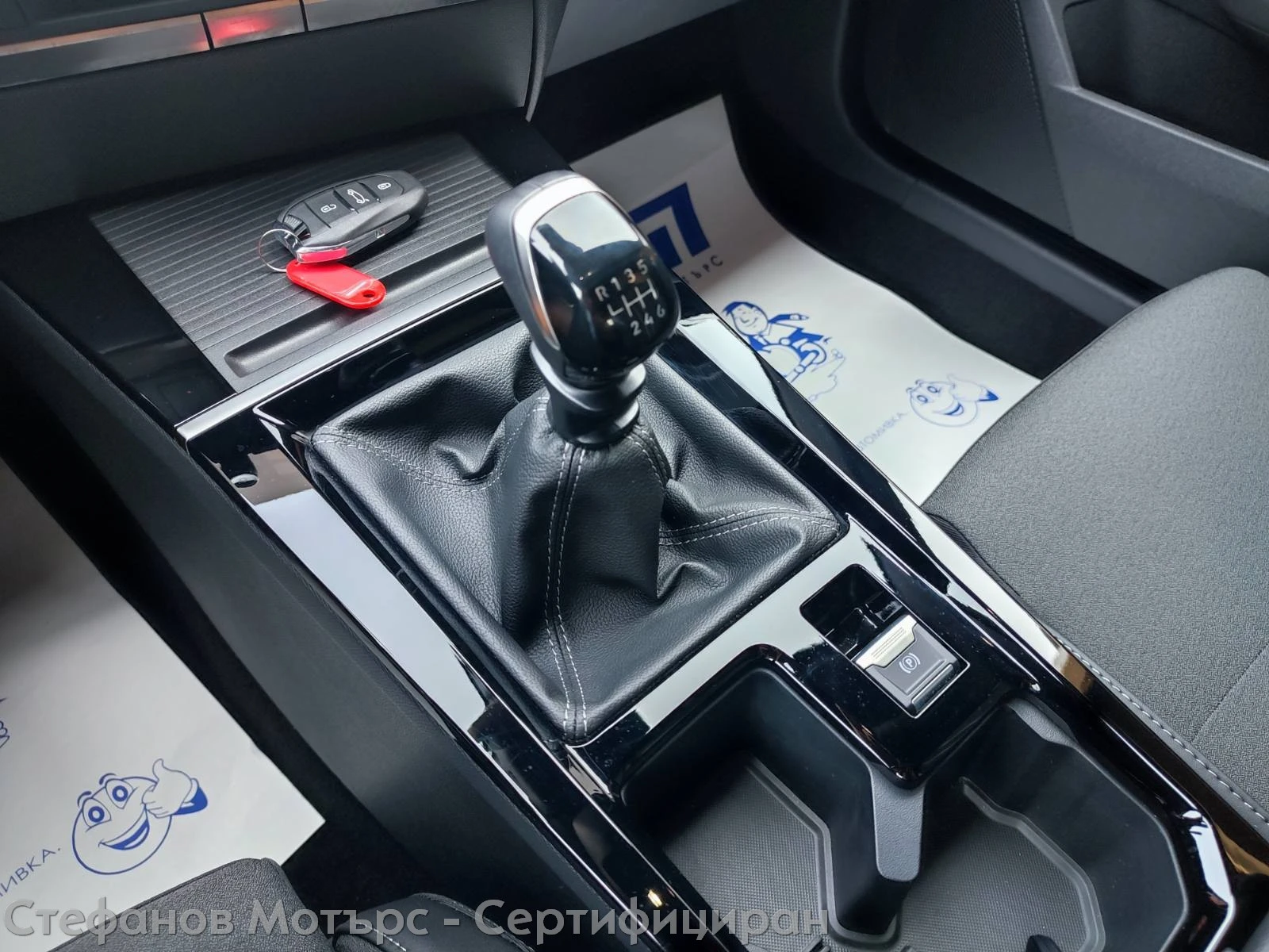 Opel Astra L GS 1.2 Turbo (131hp) MT6, снимка 14 - Автомобили и джипове - 55698433