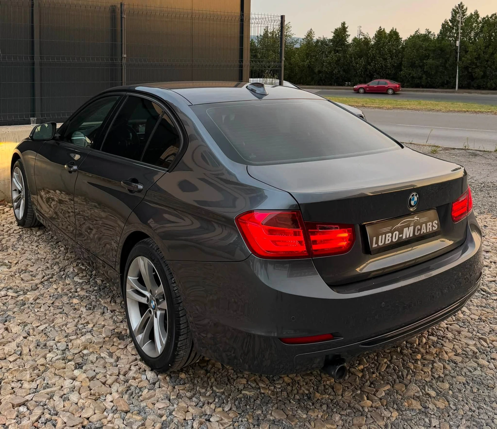 BMW 320 D/184/X-DRIVE | Mobile.bg � ����������� 7