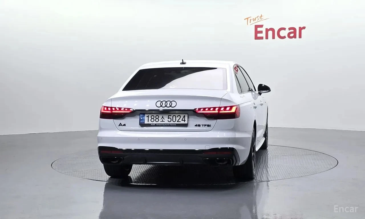 Audi A4 40 TFSI | HUD | S-LINE | Цена до България, снимка 4 - Автомобили и джипове - 55982134