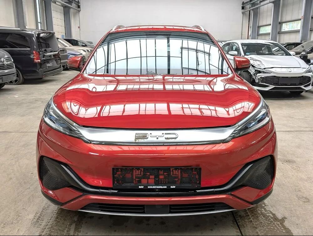 BYD Atto3 Active, снимка 2 - Автомобили и джипове - 56261353
