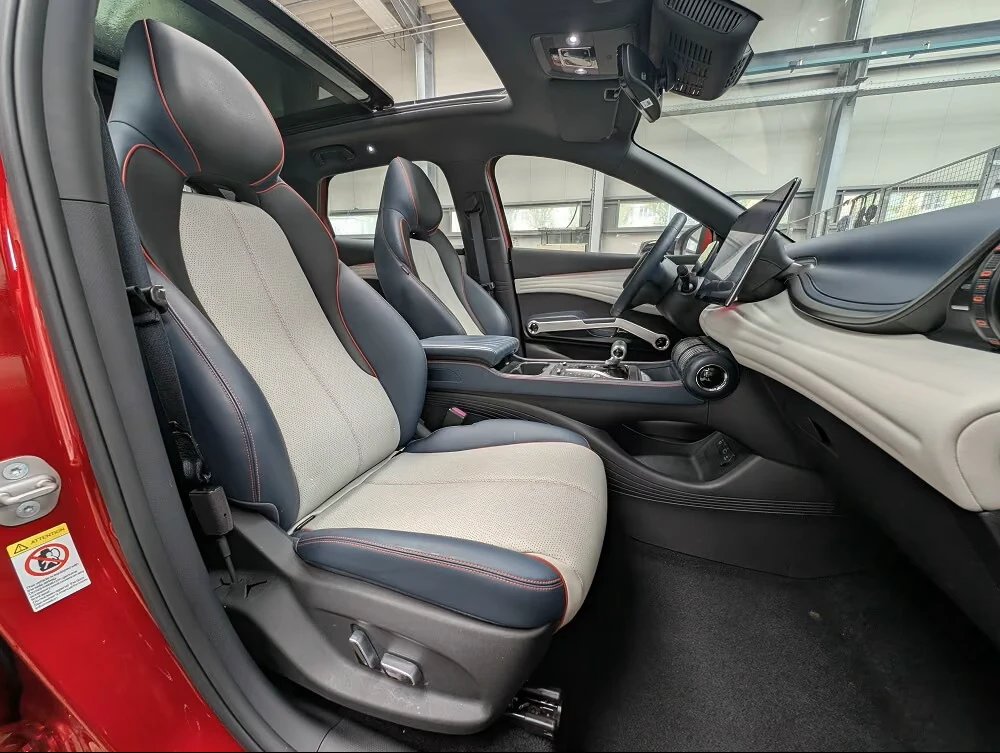 BYD Atto3 Active, снимка 9 - Автомобили и джипове - 56261353