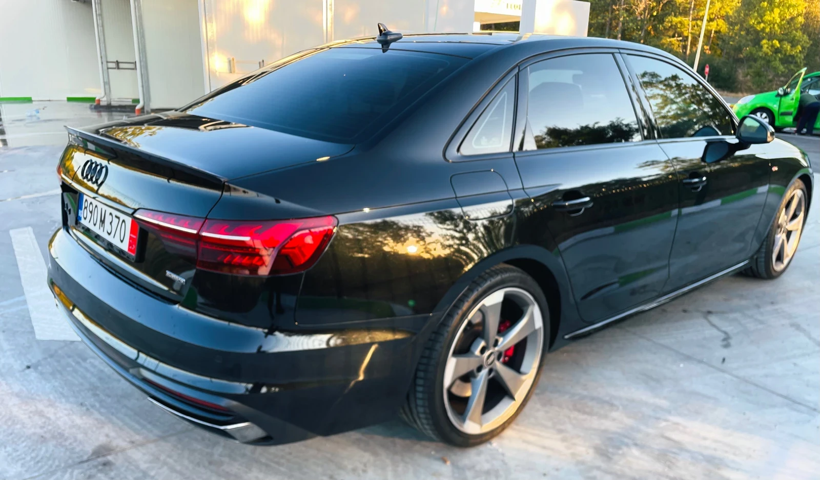 Audi A4, снимка 4 - Автомобили и джипове - 56407407