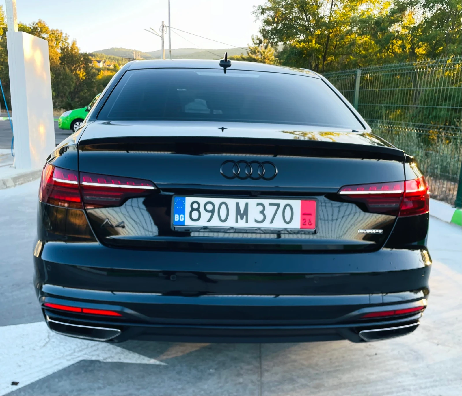 Audi A4, снимка 3 - Автомобили и джипове - 56407407