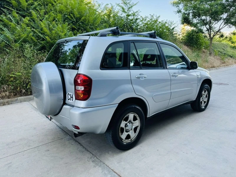 Toyota Rav4 2.0 VVT-i, снимка 5 - Автомобили и джипове - 47433439