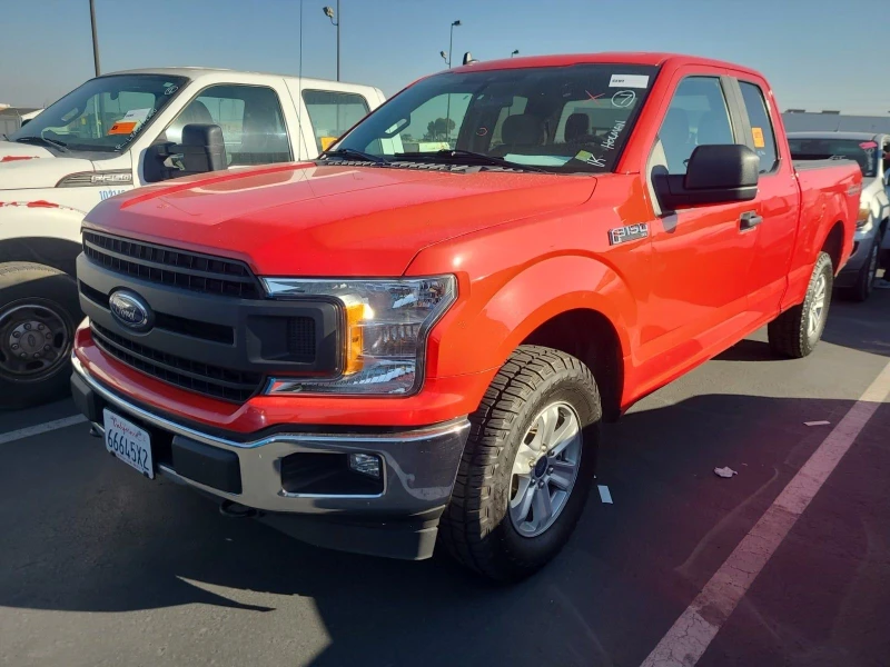 Ford F150 XL Extended Cab Short Bed w/Rear Doors, снимка 1 - Автомобили и джипове - 47973806