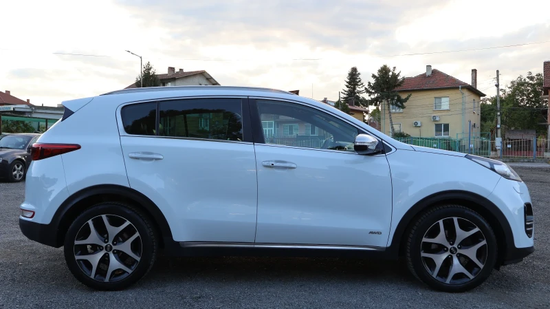 Kia Sportage 2.0 CRDI AWD 185к.с. GT-Line JBL Камера KeylessGo, снимка 4 - Автомобили и джипове - 51737938